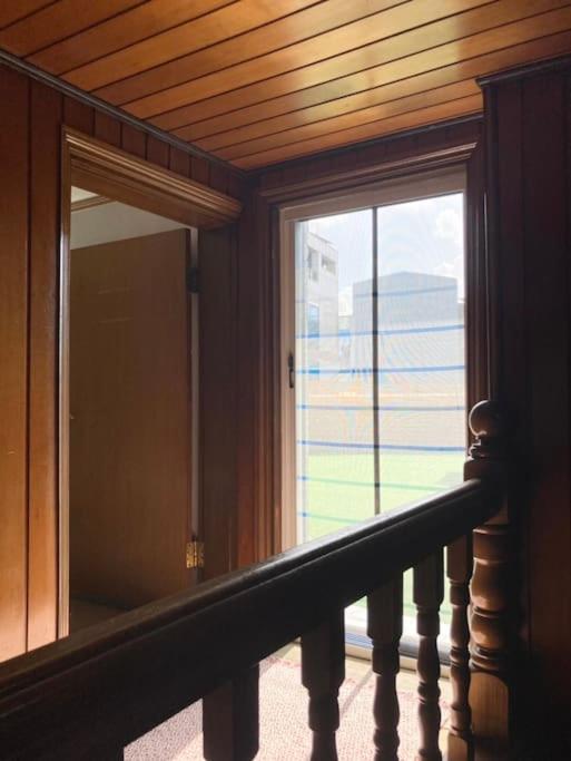 Holiday home Woodside House/ Hongik St. Exite 5~7 3min Seoul